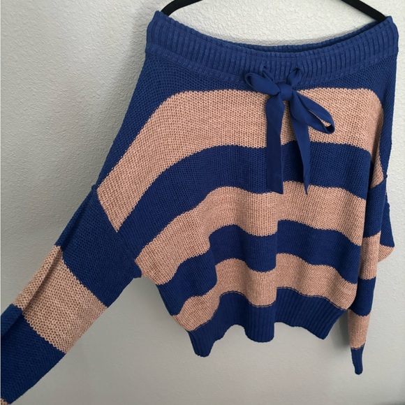 Free People Bow Sweater - Picture 7 of 8